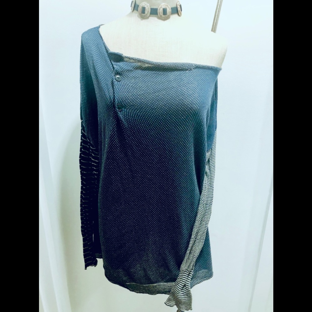 Lilith Paris clothing multi-fabric incredible top